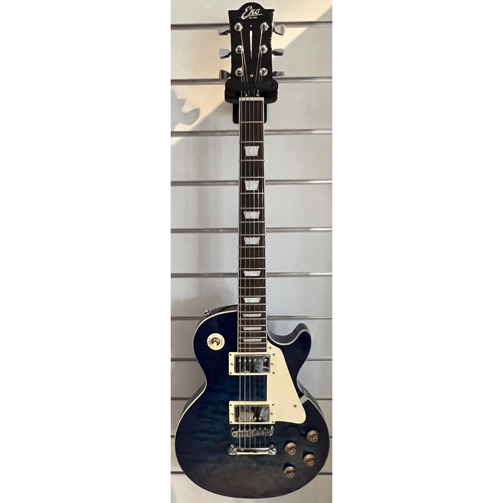 Eko LS300 Quilted Blue Occasion